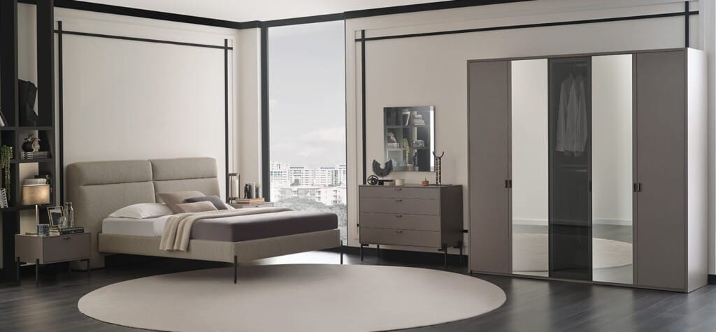 4 SEASONS BEDROOM