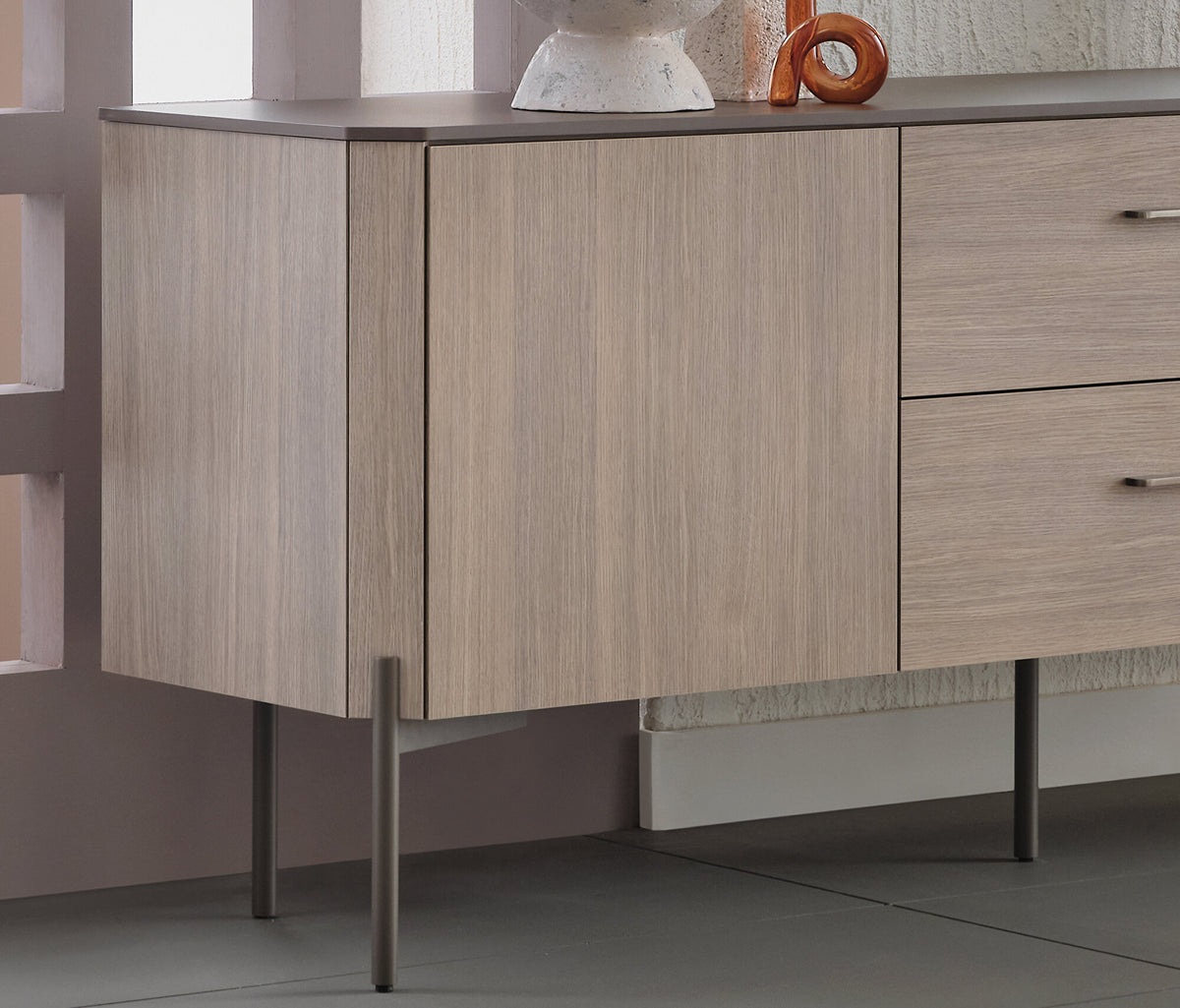Varena Dressoir, afbeelding 5