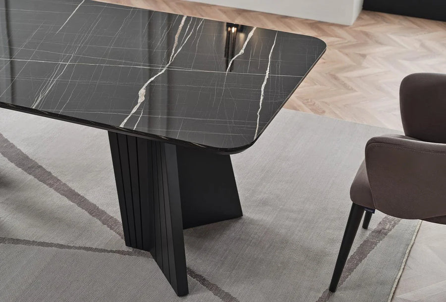 Riga Eettafel Zwart 160-200x90